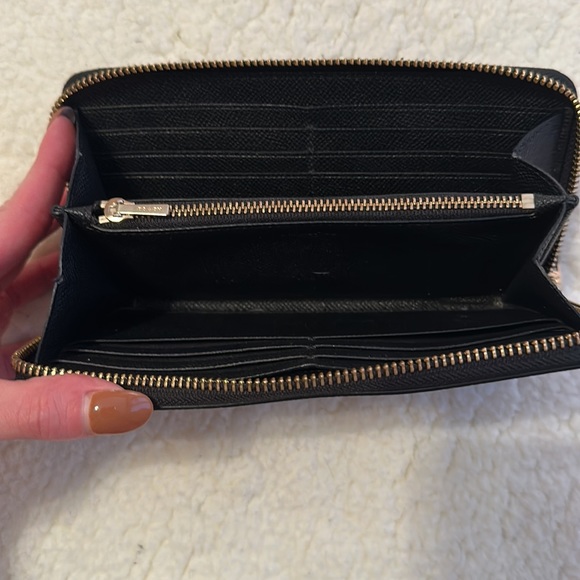 Coach | Black Leather Continental Zip Around Wallet - Picture 5 of 10